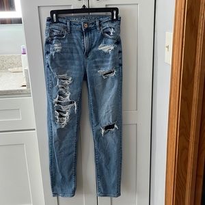 American eagle distressed mom Jean